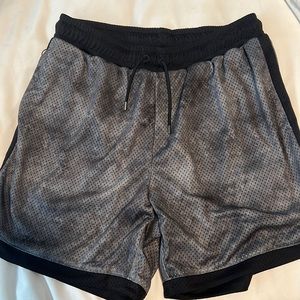 Stori Men’s Shorts